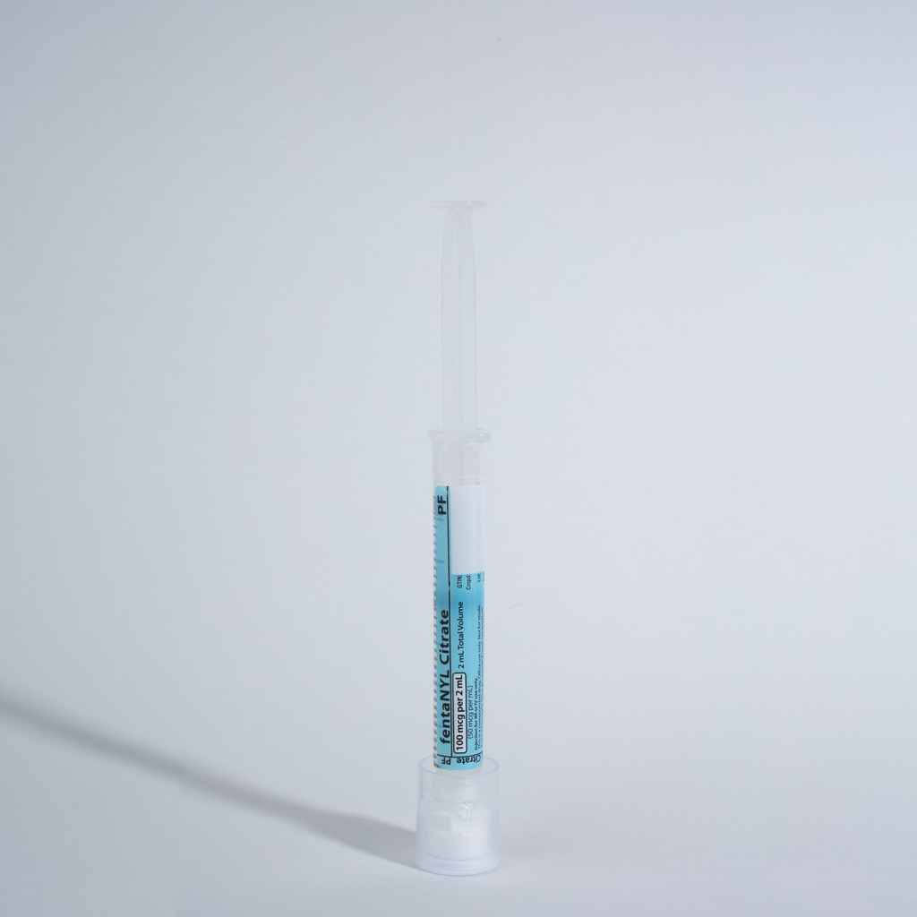 Fentanyl 50 mcg/mL (as Fentanyl Citrate) preservative free, 2 mL in 3 mL Syringe